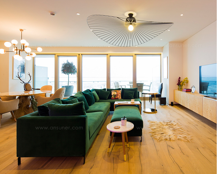 B1216_06.jpg